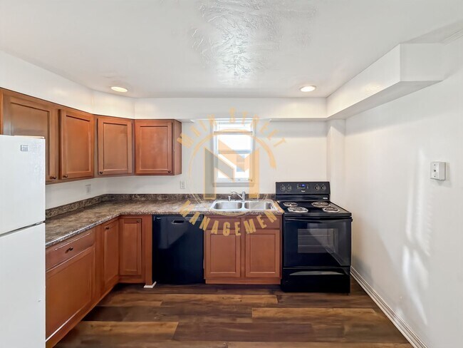 Photo - 316 2nd St Unidad Lower