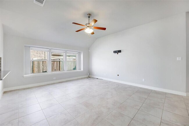 Photo - 19408 Wearyall Hill Ln