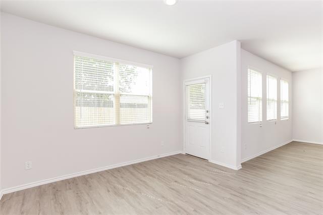 Photo - 8224 Runner Oak Ln
