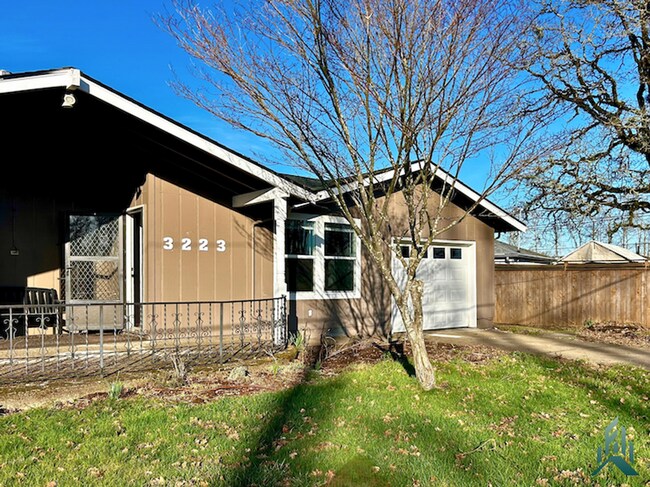 Photo - Franklin Avenue Southeast Unit 3223