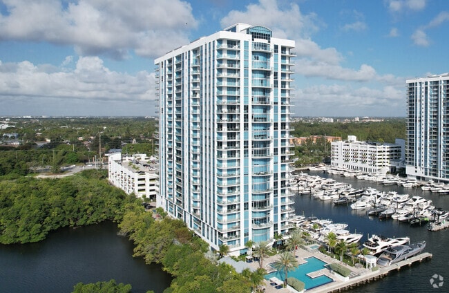 Photo - Marina Palms Yacht Club and Residences Sou...