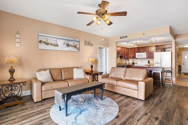 Building Photo - 9860 S Thomas Dr Unit ID1367041P