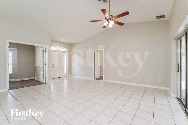 Photo - 2915 12th St W