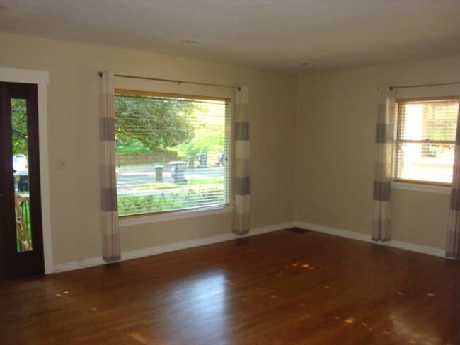 Photo - Charming Westside Cottage in a Premier Location