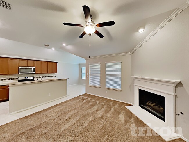 Photo - 457 Peach Ln