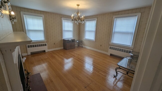 Photo - 290 Milton St