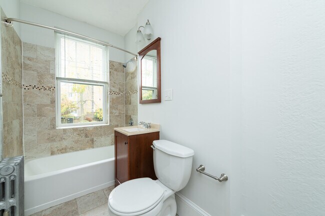 Photo - 286 Chestnut Hill Ave Unit 11