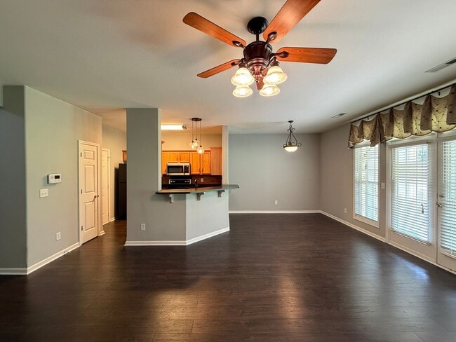 Photo - 5994 Fox Point Cir