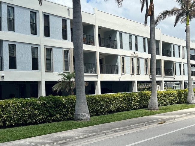 Photo - 445 SE 21st Ave Unidad 201