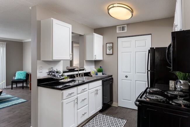 Photo - Colt's Crossing Apartments