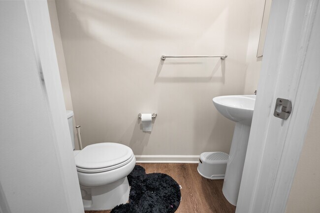 Photo - 71 Southwind Dr