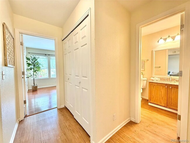 Photo - 444 S Kittredge St