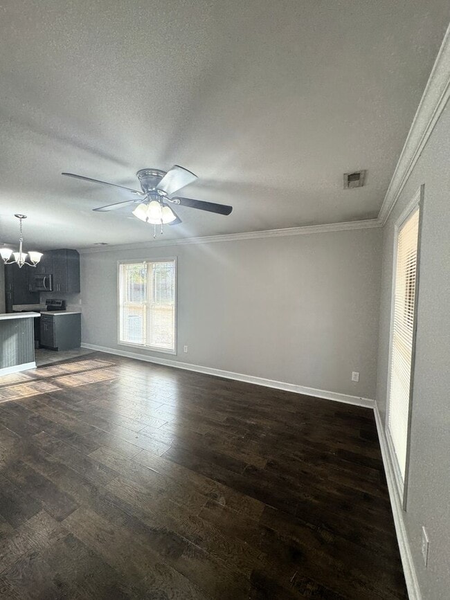 Photo - 127 Hedge Ln Unit 127 Hedge Ln - B2