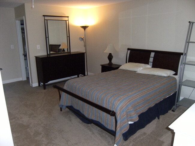 Photo - 50 Pierce St Unidad Old Mill 27