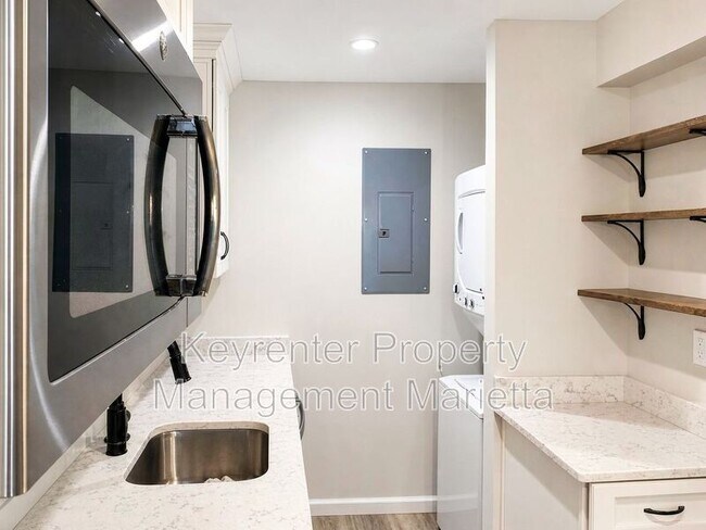 Photo - 510 E Ponce de Leon Ave
