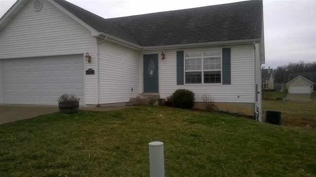105 Holiday Ct