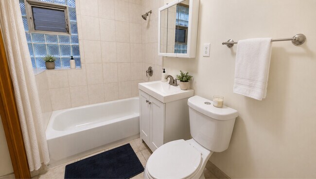Photo - 4833 W Montana St Unit 1