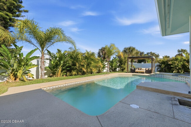 Photo - 165 Ormond Pkwy