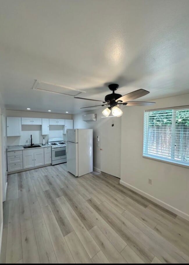 Photo - 615 Stiteswood Ave Unit Adu