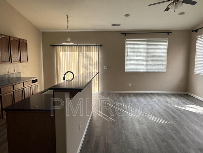 Building Photo - 9000 Mahon Dr
