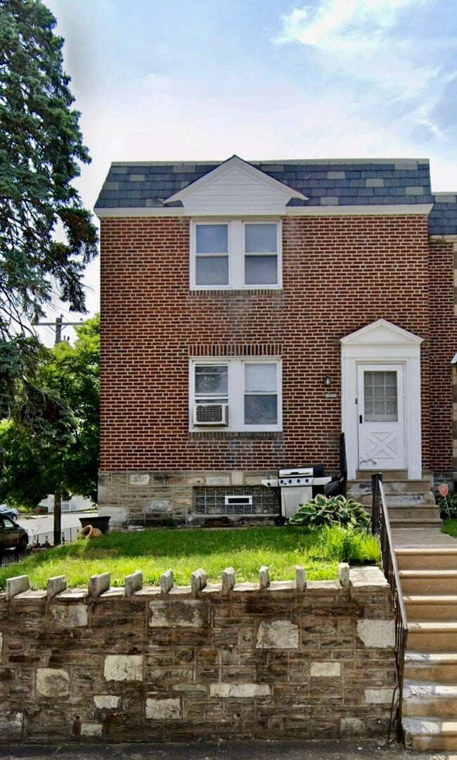 Building Photo - 7351 Shisler St