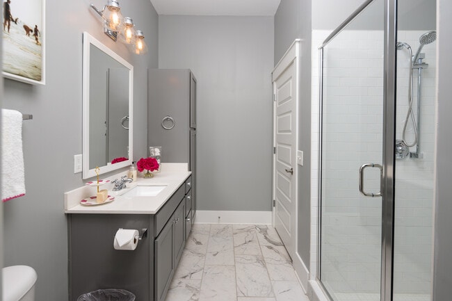 Abberly Onyx Apartment Homes