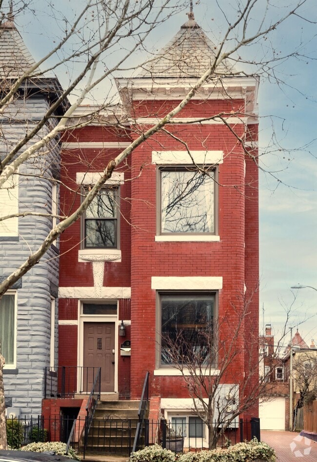 Building Photo - 12 Randolph Pl NW Rental