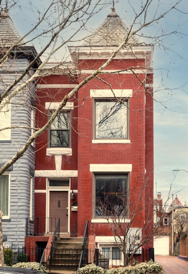Building Photo - 12 Randolph Pl NW Rental