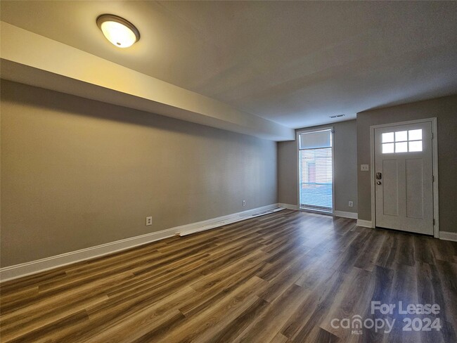 Photo - 407 S Chester St Condo Unit 17