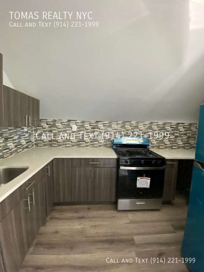 Building Photo - 104 Buena Vista Ave