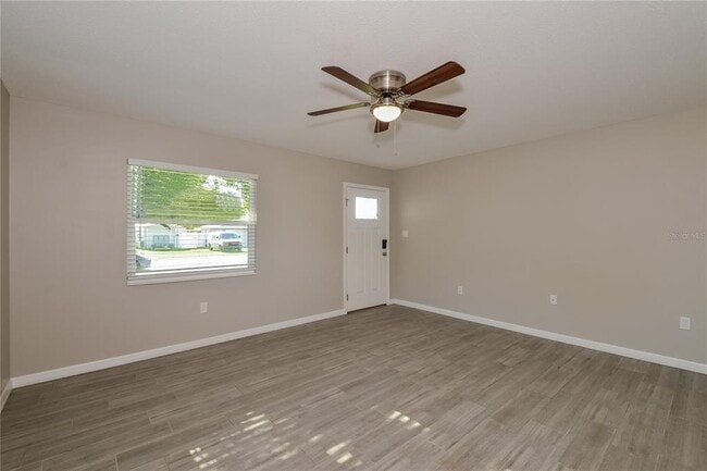 Photo - 1222 24th Ave W