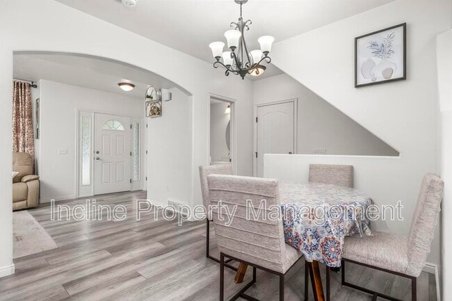 Photo - 7623 Yellowwood Ln