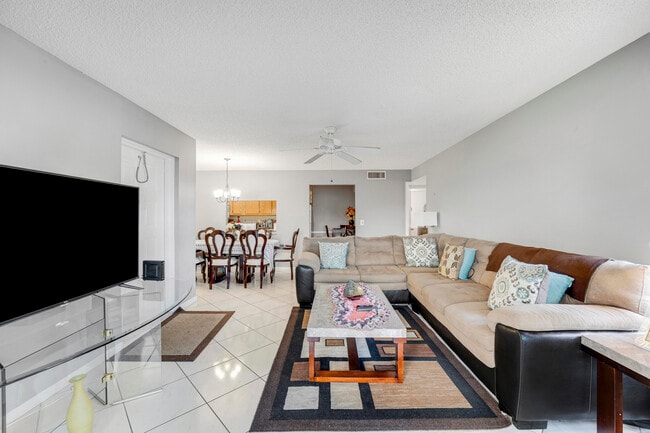 Photo - 821 Sky Pine Way Unit D2