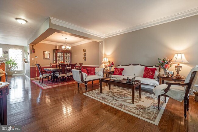 Photo - 227 Birchwood Dr