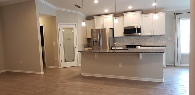 Photo - 602 Crescent Key Dr