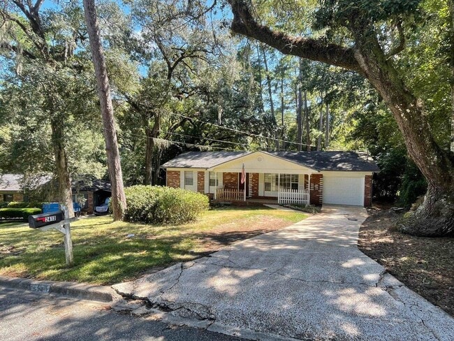 Photo - 2413 Mayfair Rd