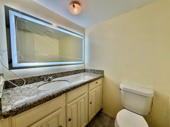 Photo - 2120 Wilcrest Dr Unit 121