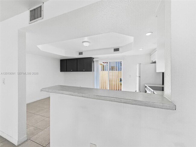 Photo - 3002 San Remo Cir