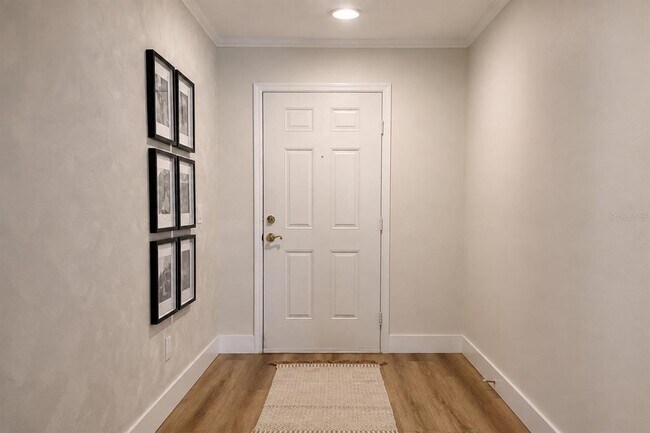Photo - 1920 Commander Way