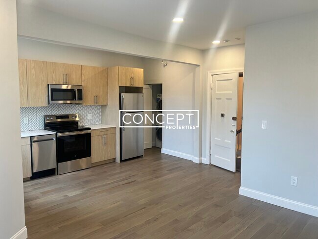 Photo - 379 Commonwealth Ave Unit 9CP
