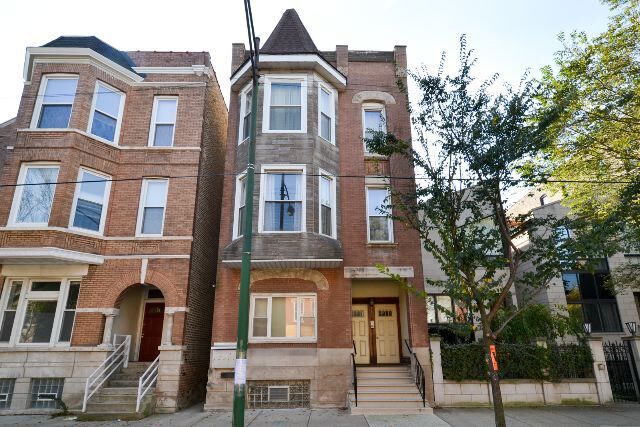 Building Photo - 1473 W Erie St Unit M09H