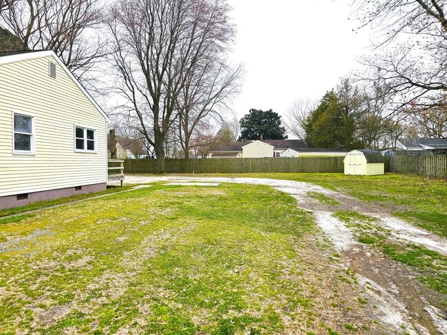 Photo - 1306 Hamilton St