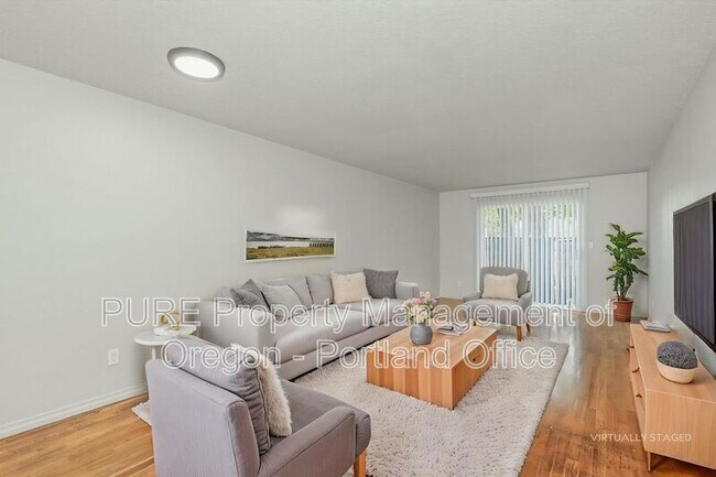 Photo - 18411 E Burnside St Unit 105