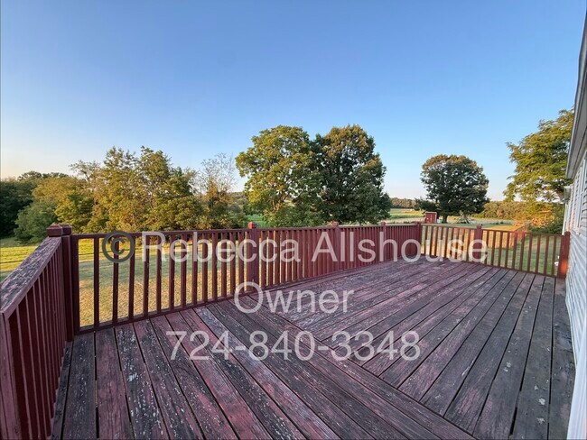 945 E Pike Rd