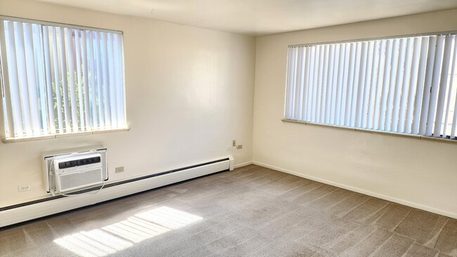 Photo - 925 S Washington St Unit 303