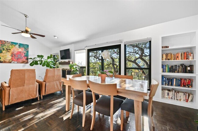 Photo - 1821 Westlake Dr Unit 109