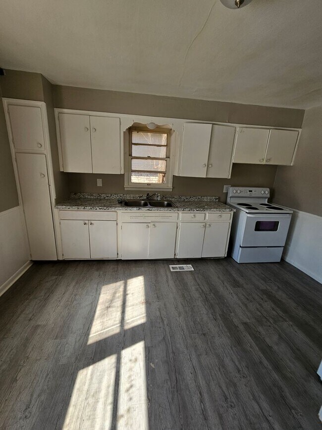 1218 NW 80th St
