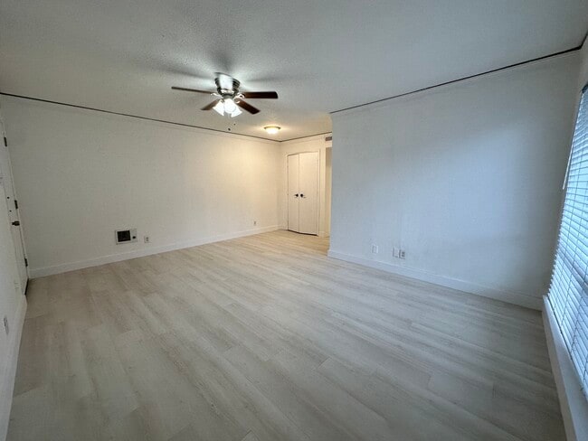Photo - 4330 Bowser Ave Unit 109
