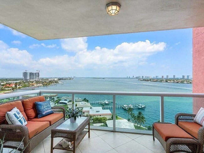 Photo - 2650 Lake Shore Dr Unit 1401