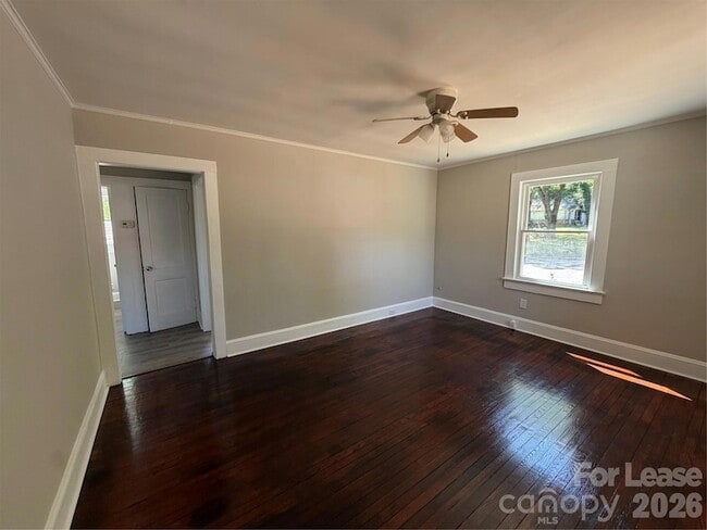 Photo - 704 N Miller Ave